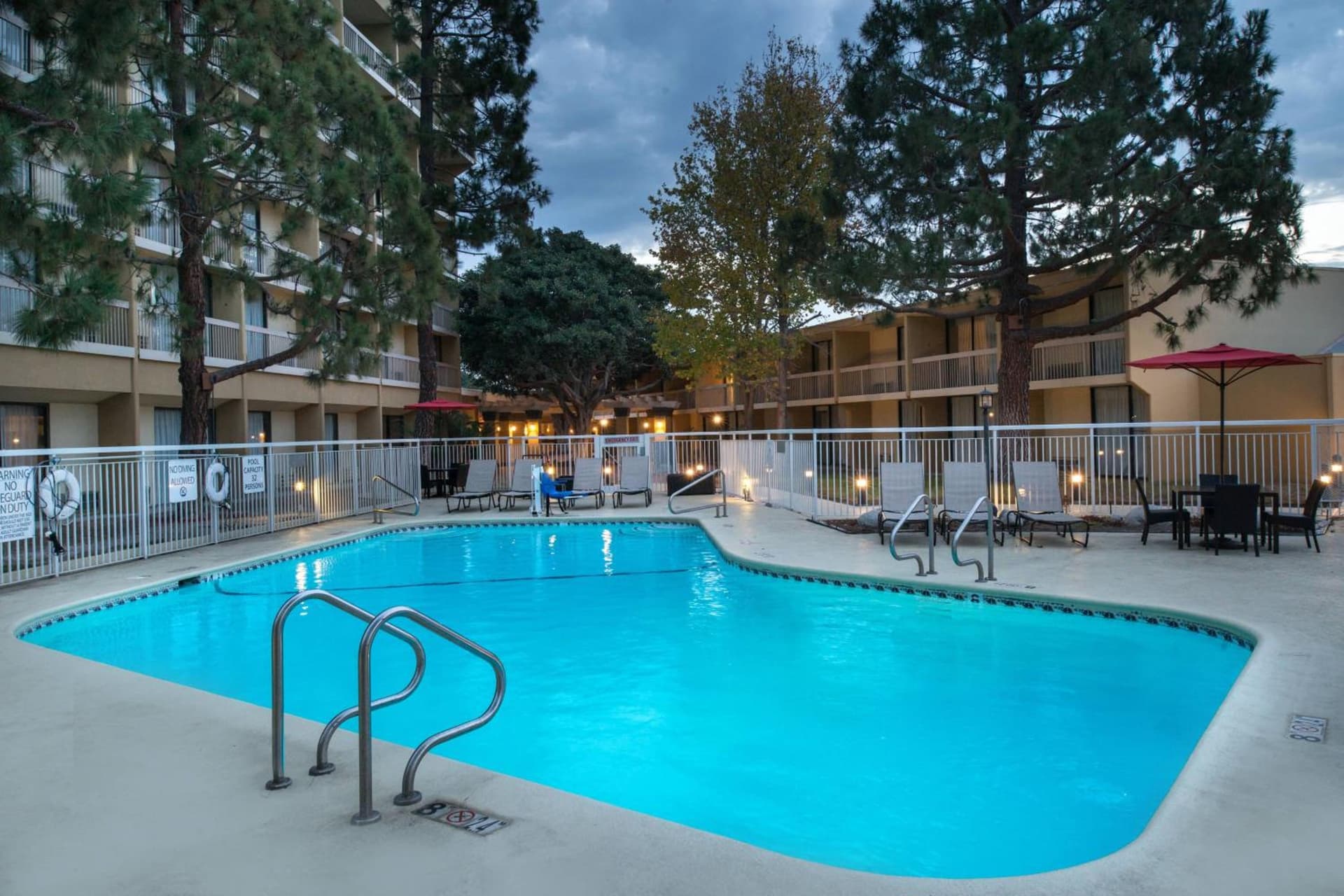 Holiday Inn Oxnard - Ventura by IHG gallery photo in Oxnard, CA — image 19