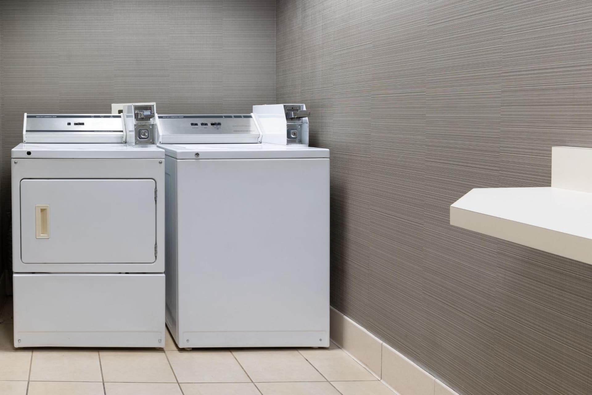 Courtyard by Marriott Ontario Rancho Cucamonga gallery photo in Rancho Cucamonga, CA — image 27