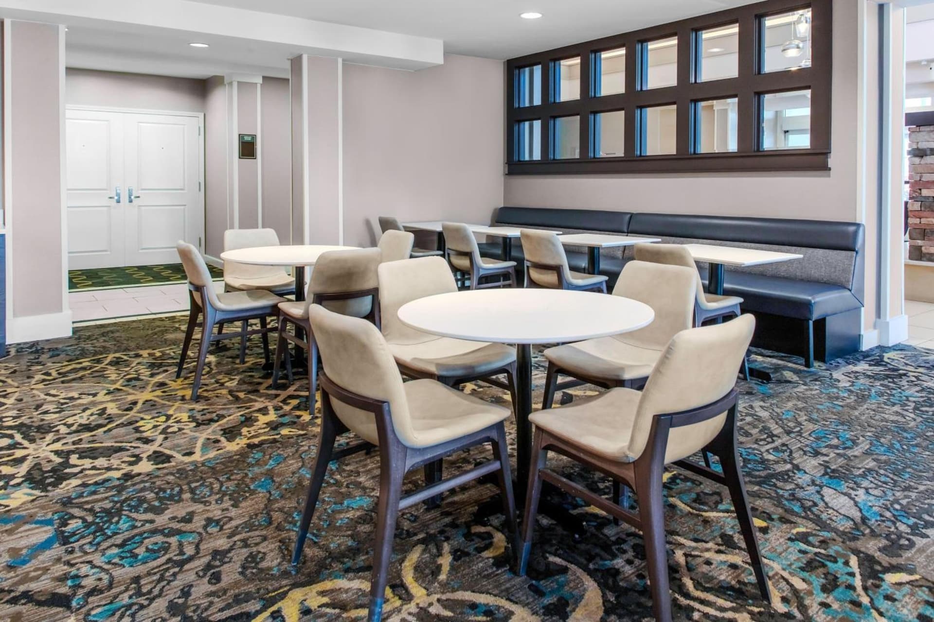 Residence Inn by Marriott Yonkers Westchester County property views in Yonkers, NY — gallery photo 3