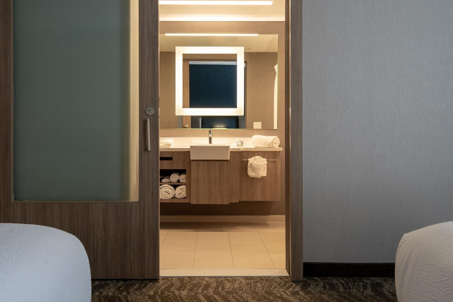 SpringHill Suites by Marriott Woodbridge gallery photo in Woodbridge — image 46