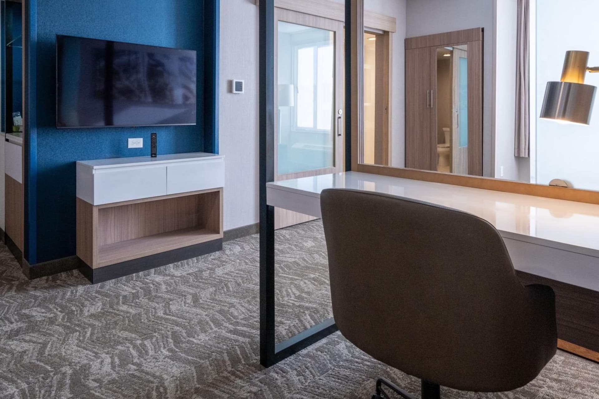 SpringHill Suites by Marriott Woodbridge gallery photo in Woodbridge — image 26