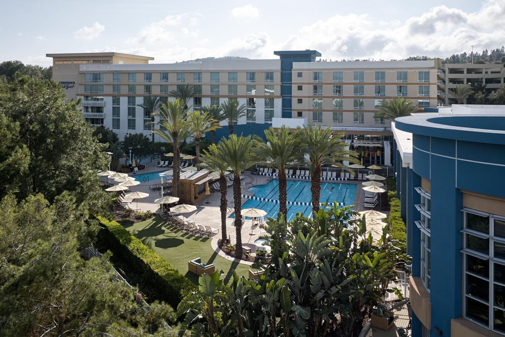 Renaissance ClubSport Aliso Viejo Laguna Beach Hotel interior in Aliso Viejo, CA — gallery photo 2