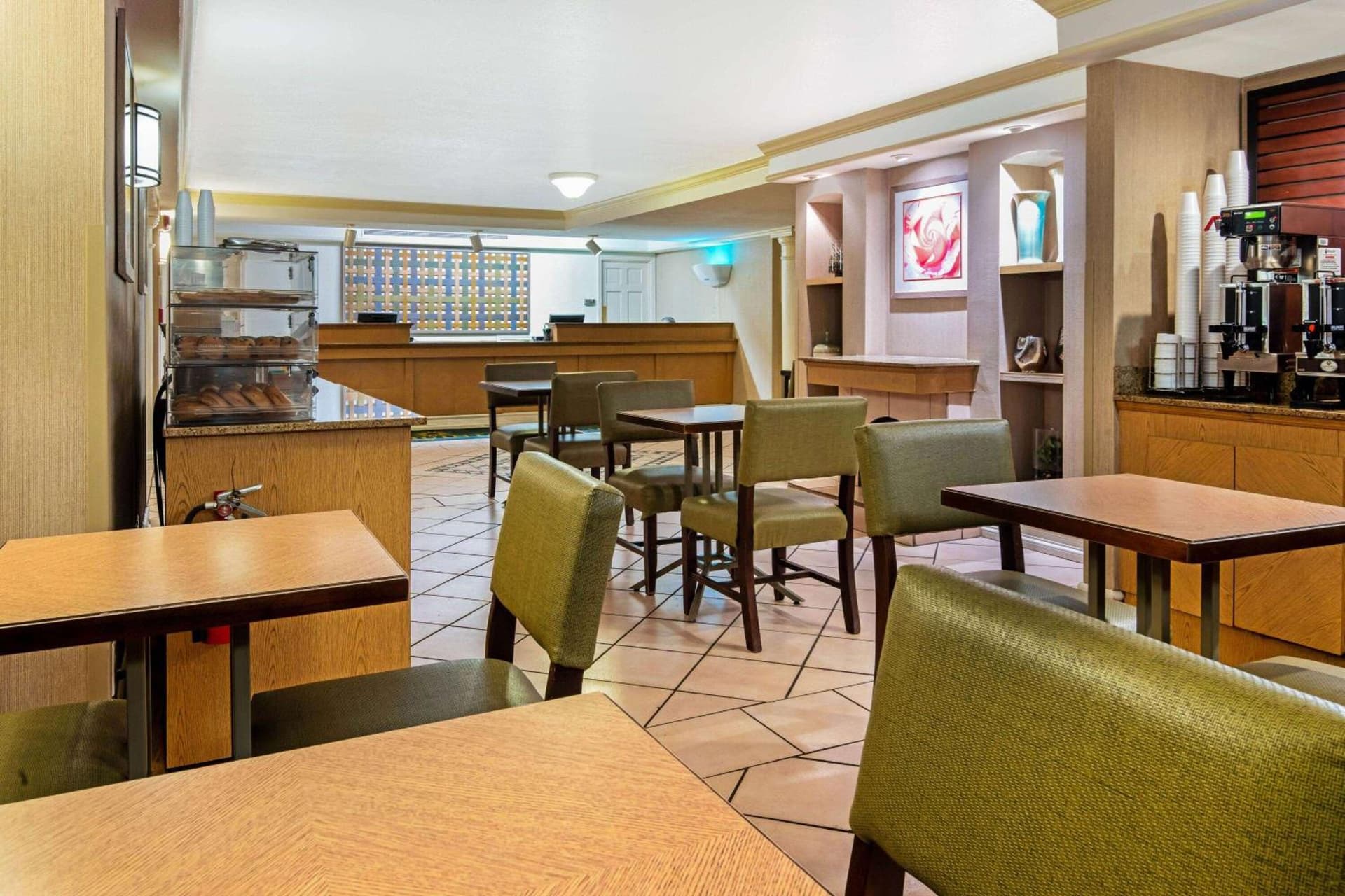 La Quinta Inn by Wyndham Amarillo Mid-City gallery photo in Amarillo, TX — image 80