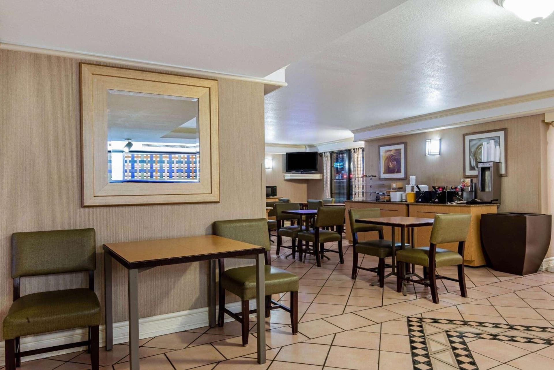 La Quinta Inn by Wyndham Amarillo Mid-City gallery photo in Amarillo, TX — image 19