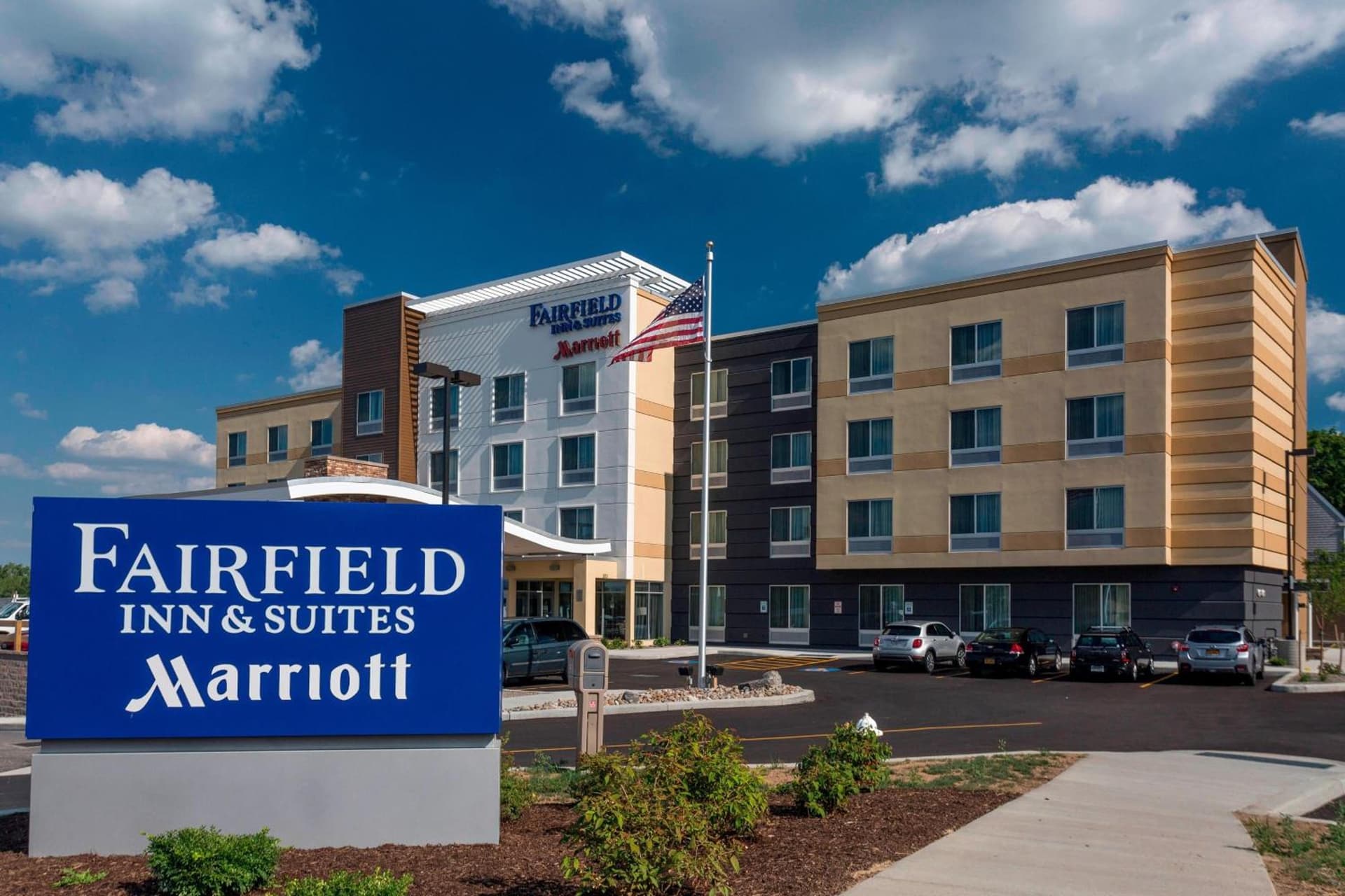 Fairfield Inn & Suites by Marriott Geneva Finger Lakes interior in Geneva, NY — gallery photo 2