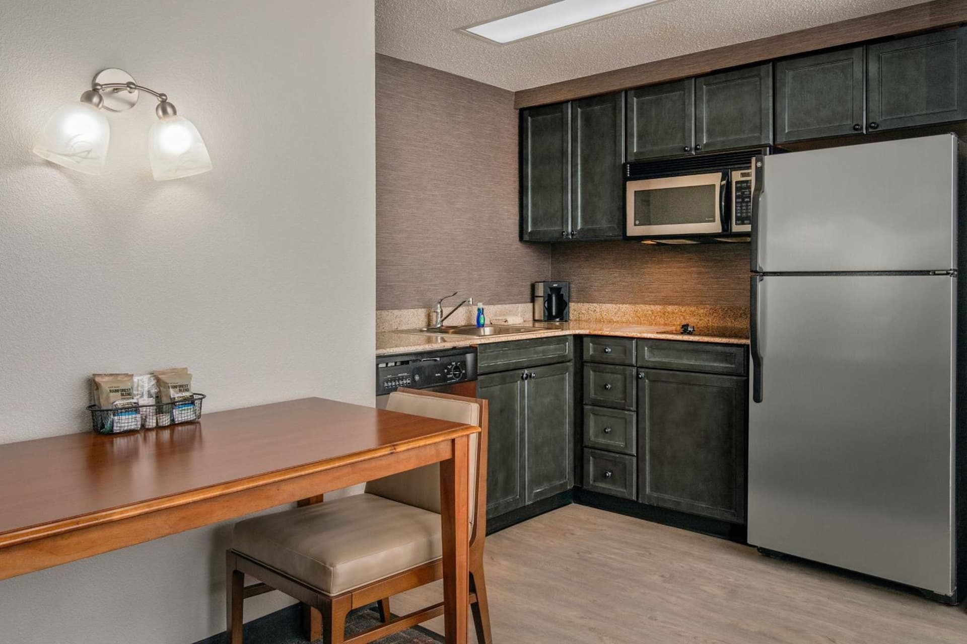 Residence Inn by Marriott Chesapeake Greenbrier gallery photo in Chesapeake, VA — image 25