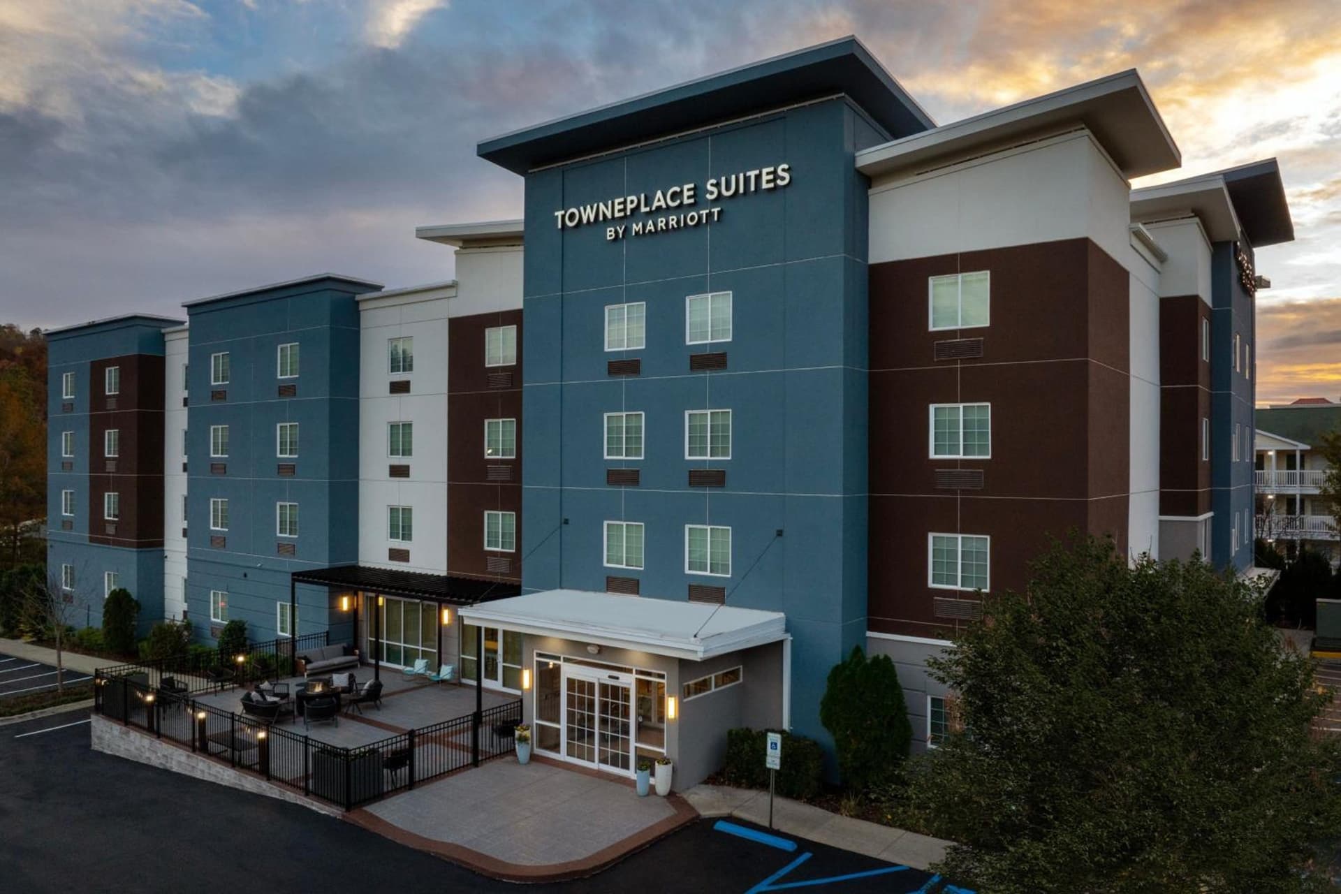 TownePlace Suites by Marriott Birmingham South featured exterior or lobby in Birmingham, AL — similar hotel
