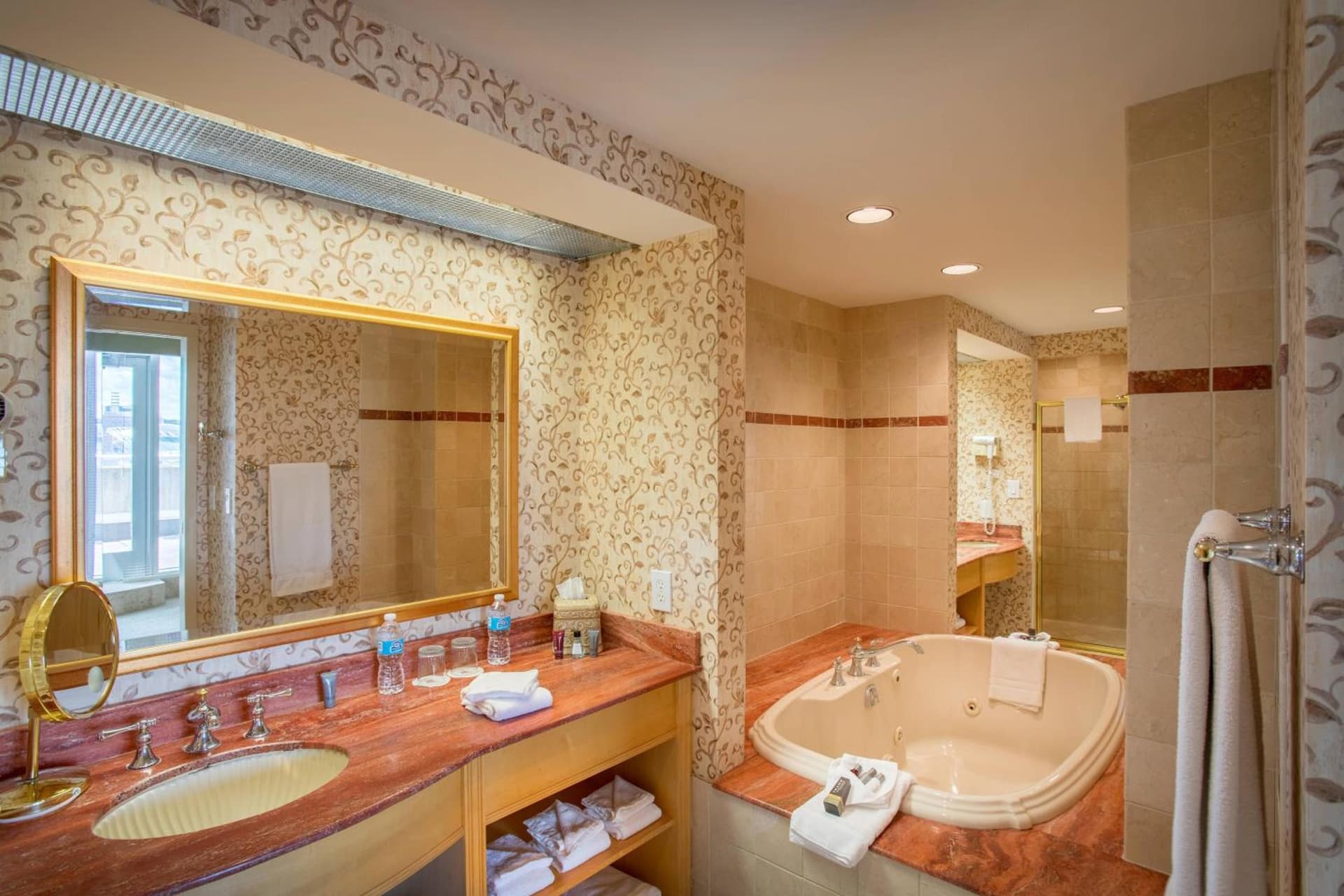 Cincinnati Marriott at RiverCenter gallery photo in Covington, KY — image 43
