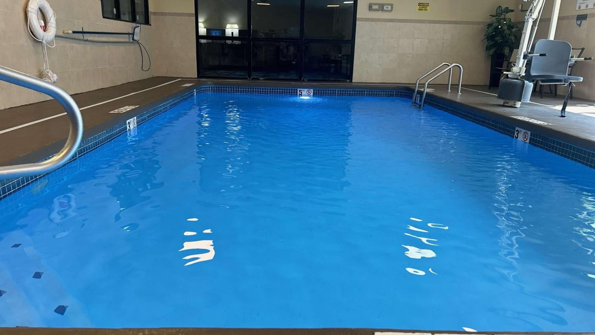 Best Western Plus Kansas City Airport - KCI East gallery photo in Kansas City, KS — image 4