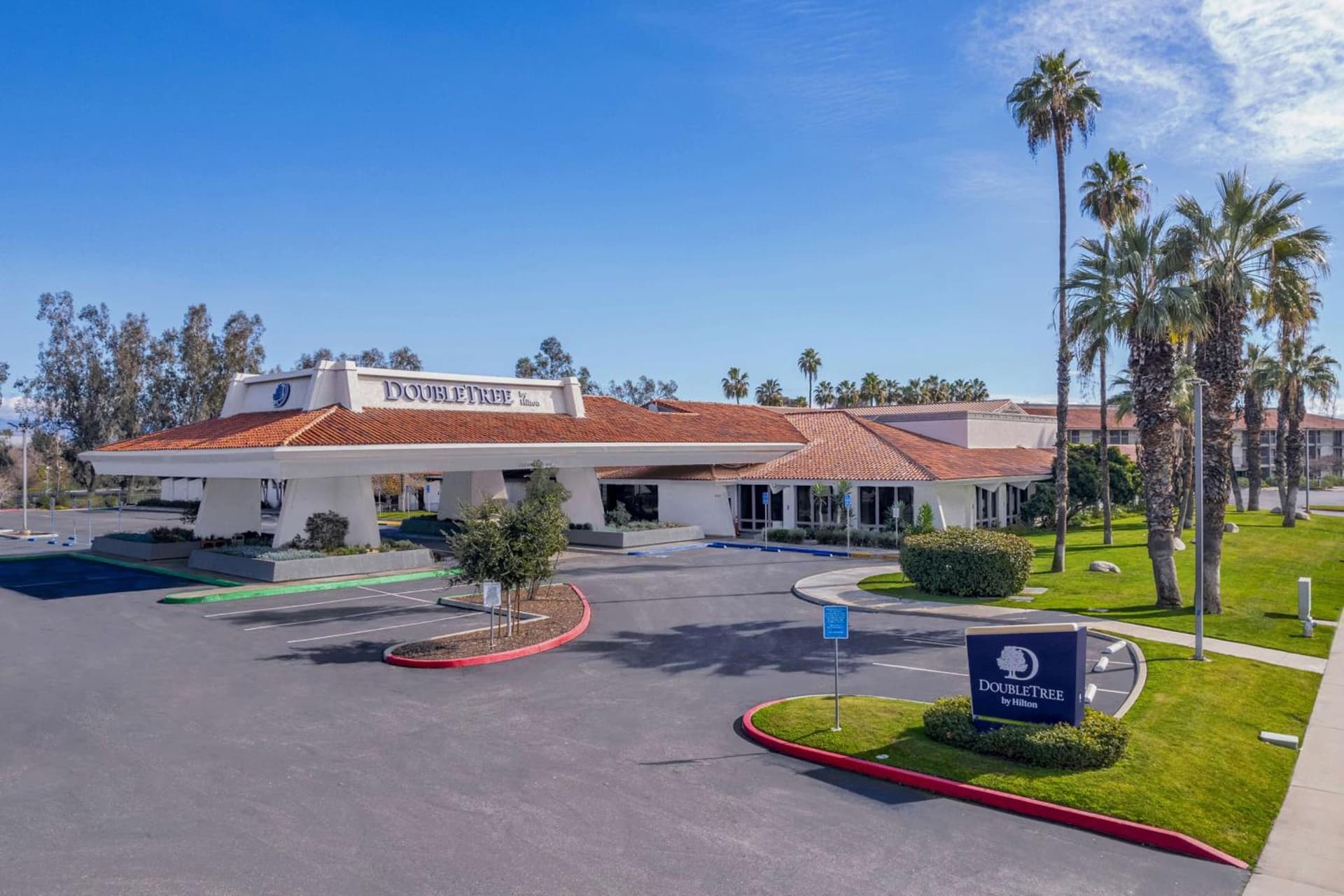 DoubleTree by Hilton Bakersfield gallery photo in Bakersfield, CA — image 18