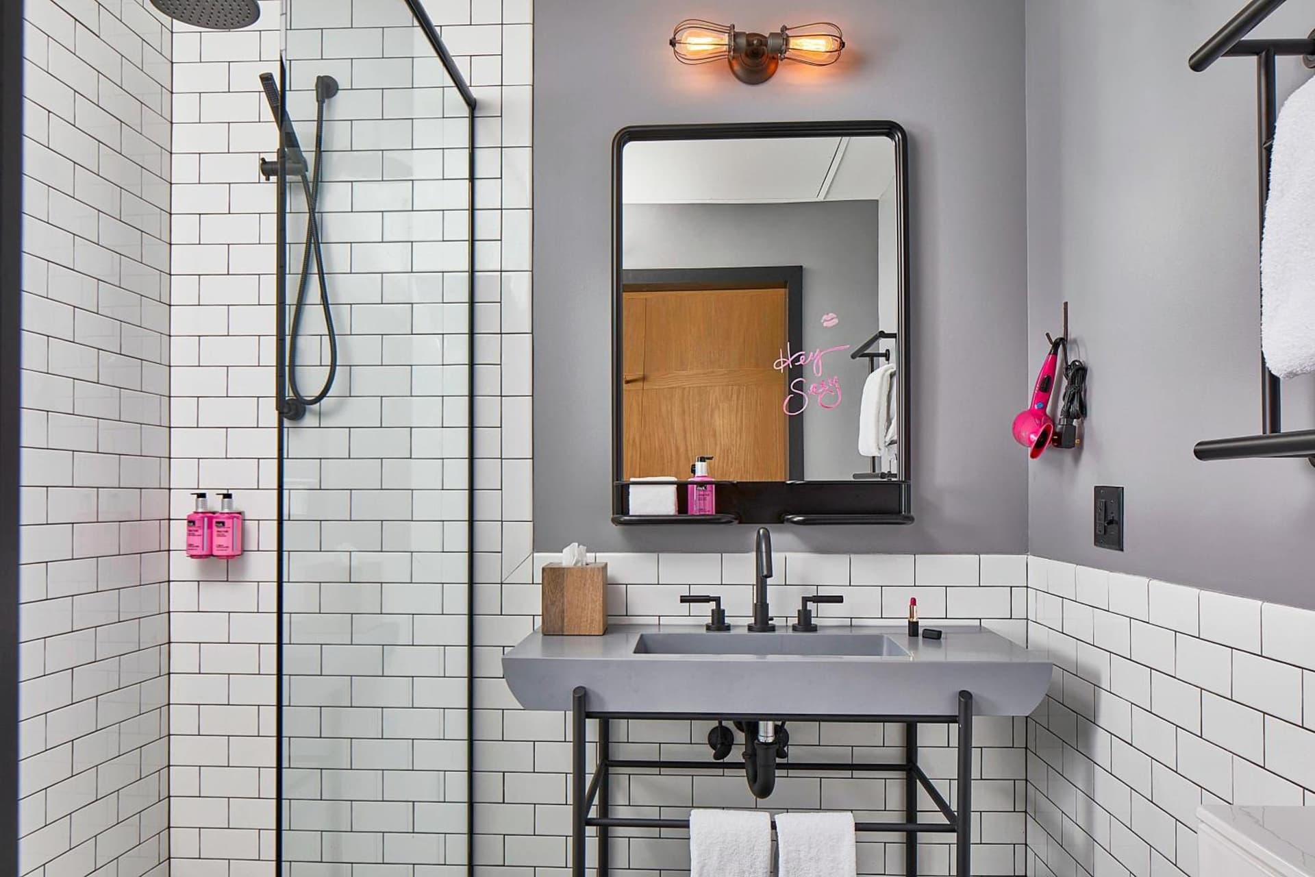 MOXY Minneapolis Uptown gallery photo in Minneapolis, MN — image 8