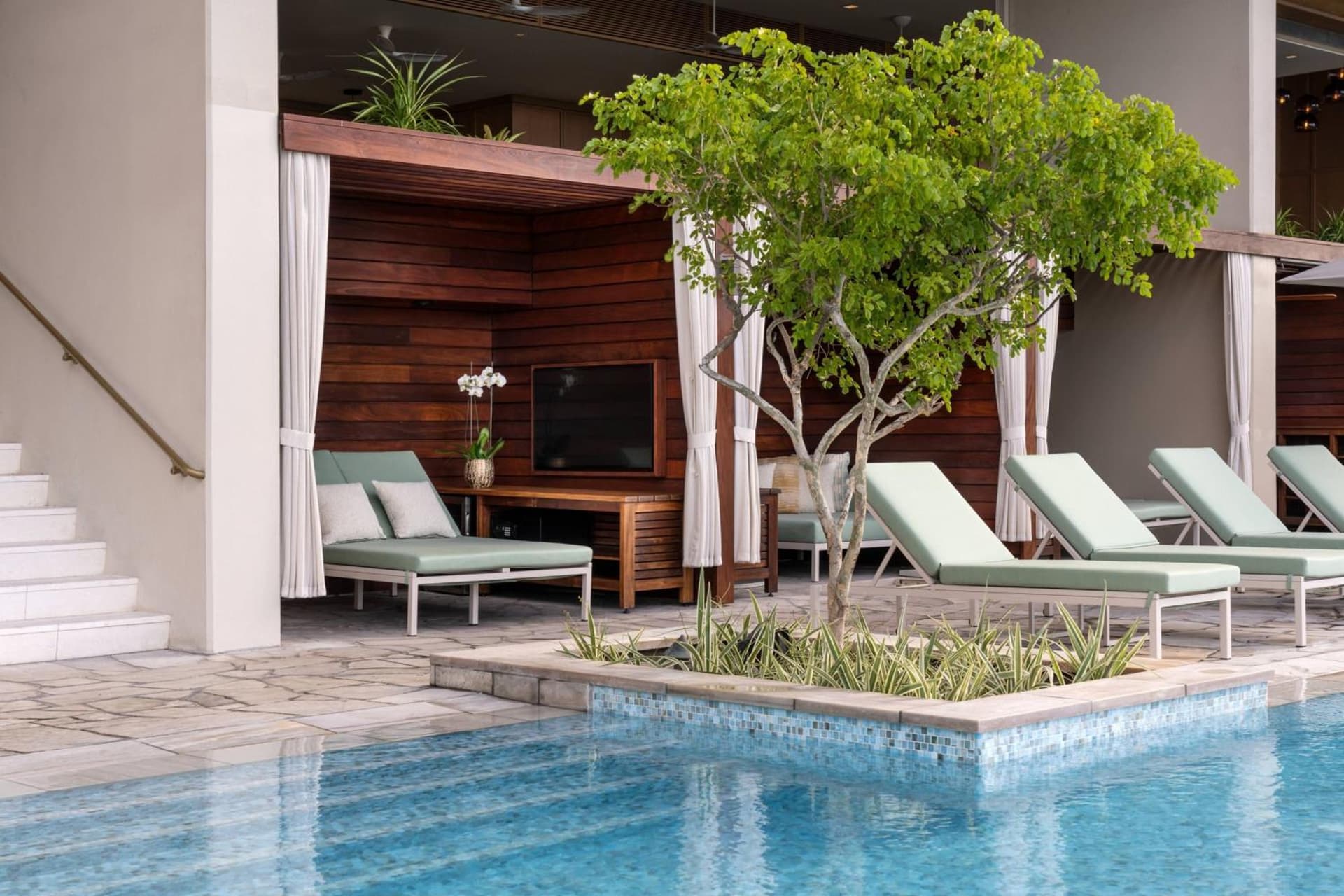 The Ritz-Carlton Residences, Waikiki Beach Hotel gallery photo in Honolulu, HI — image 104