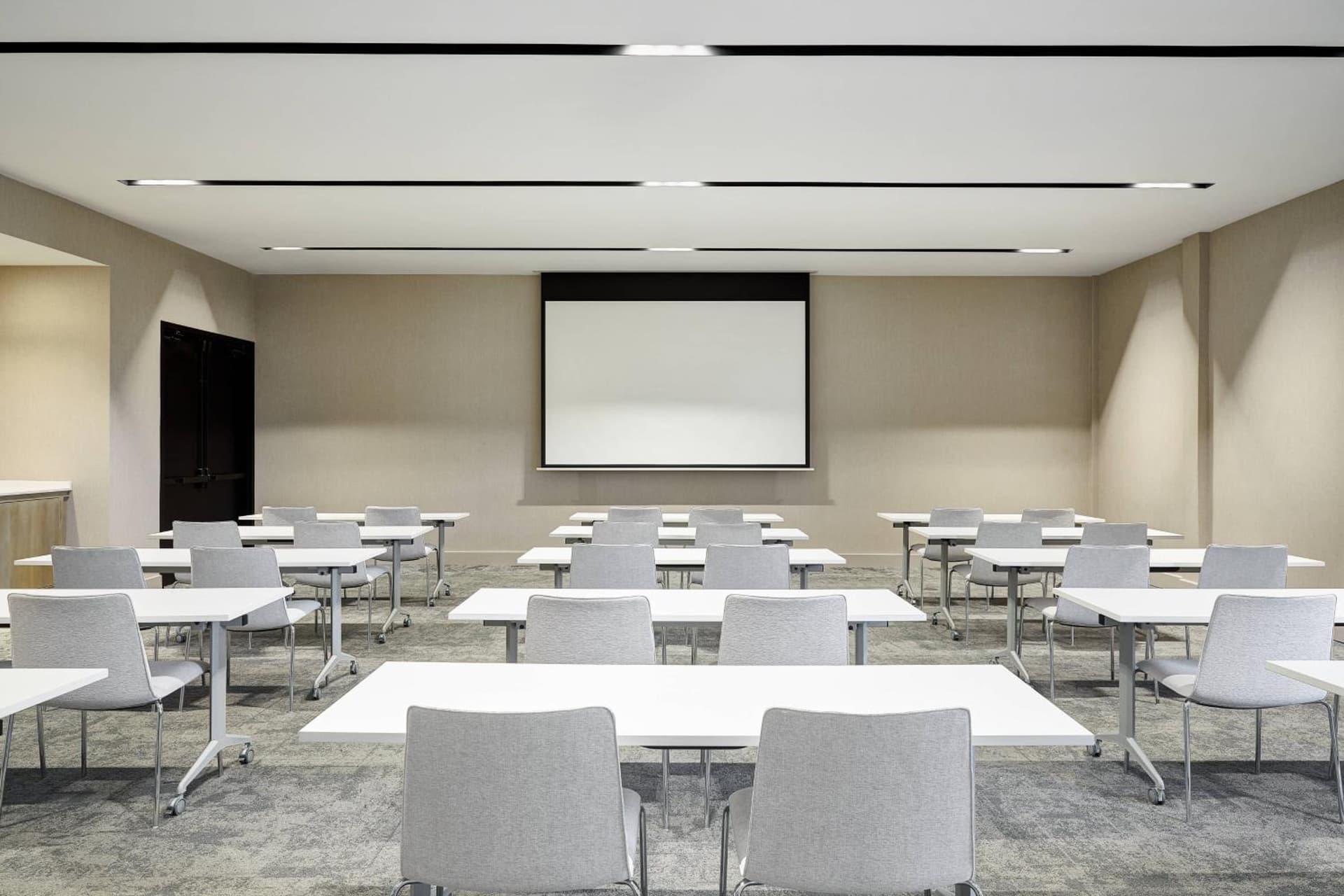 AC Hotel by Marriott Tampa Airport gallery photo in Tampa, FL — image 17