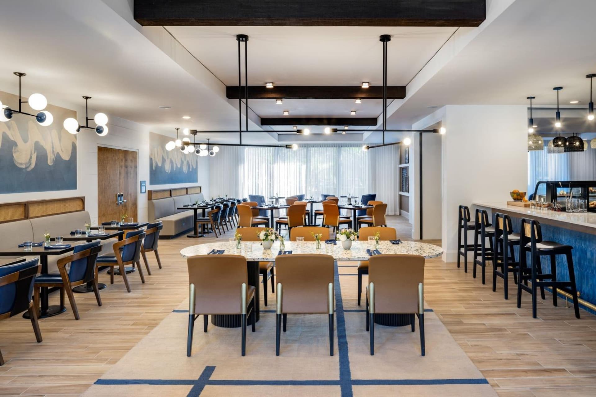 Delta Hotels by Marriott Jacksonville Deerwood gallery photo in Jacksonville, FL — image 43