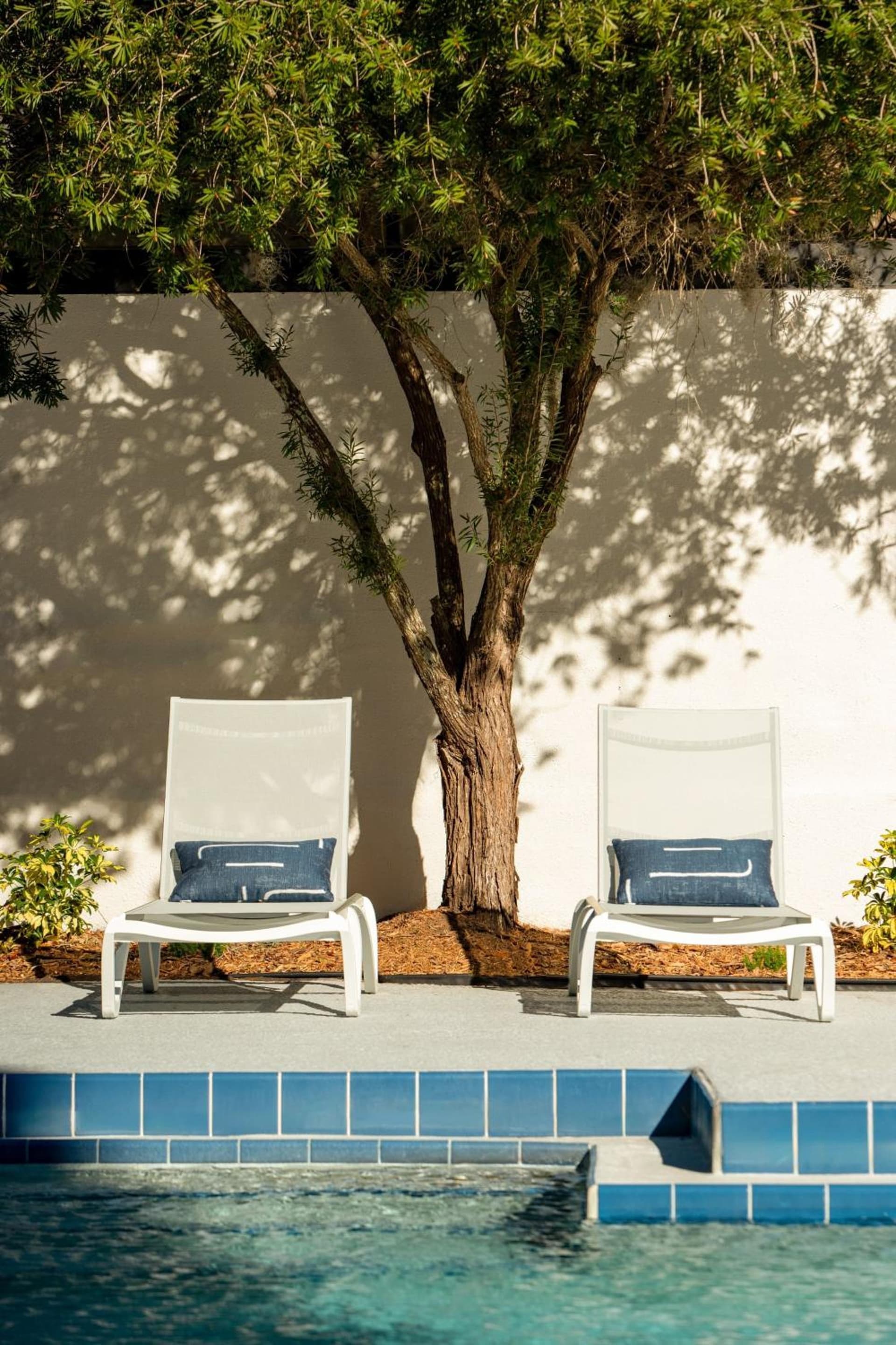 Delta Hotels by Marriott Jacksonville Deerwood gallery photo in Jacksonville, FL — image 38
