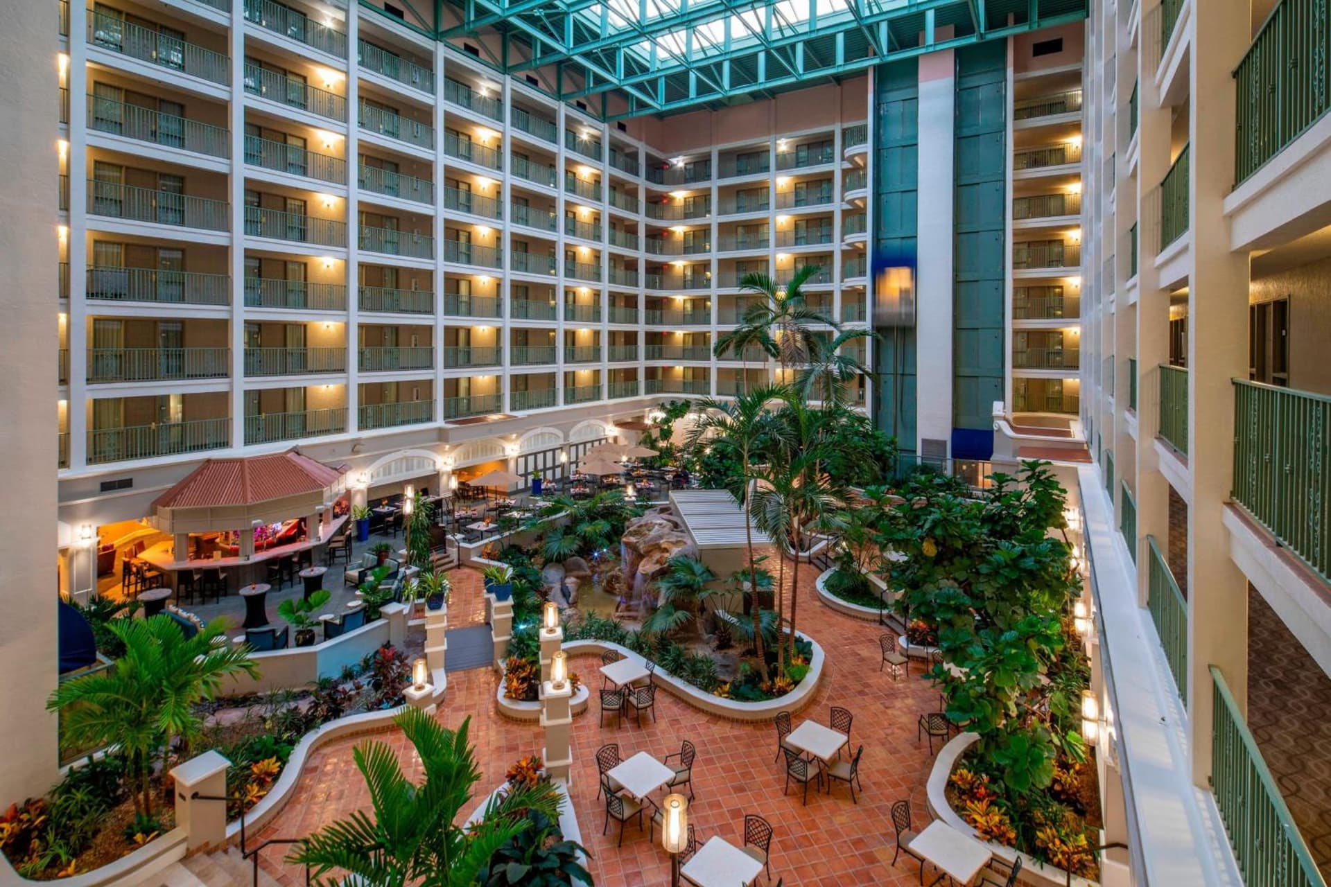 Sheraton Suites Fort Lauderdale at Cypress Creek gallery photo in Fort Lauderdale, FL — image 4