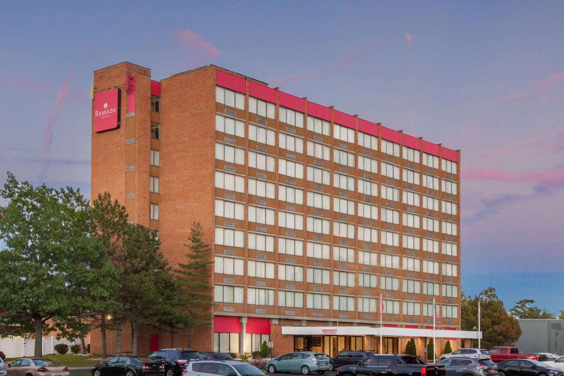 Albany Plaza Hotel — hotel in Albany, New York
