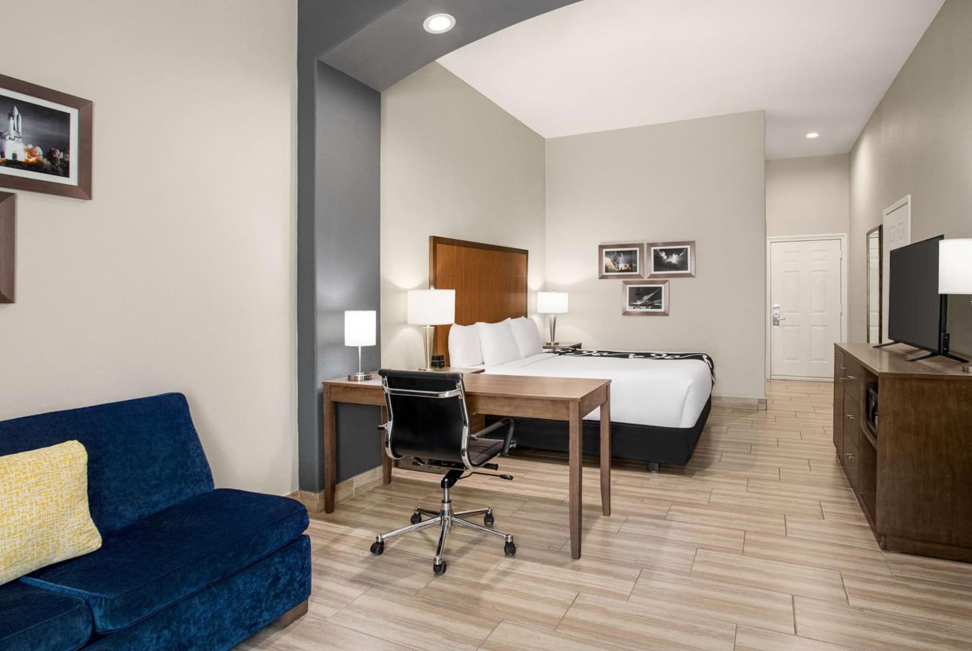 La Quinta by Wyndham Brownsville North gallery photo in Brownsville, TX — image 44