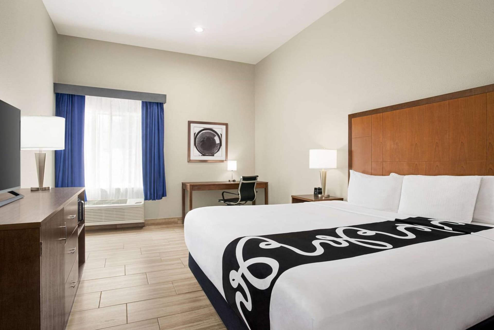 La Quinta by Wyndham Brownsville North gallery photo in Brownsville, TX — image 31