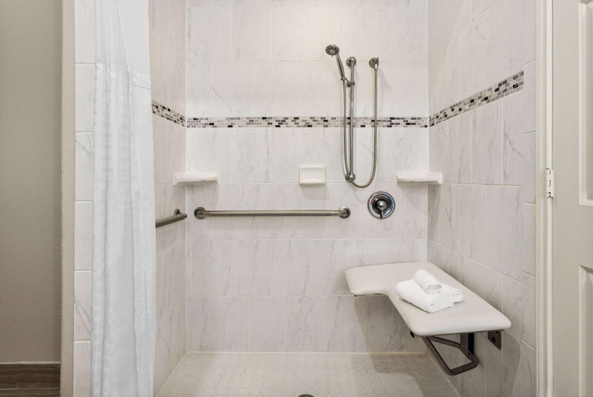 La Quinta by Wyndham Brownsville North gallery photo in Brownsville, TX — image 28