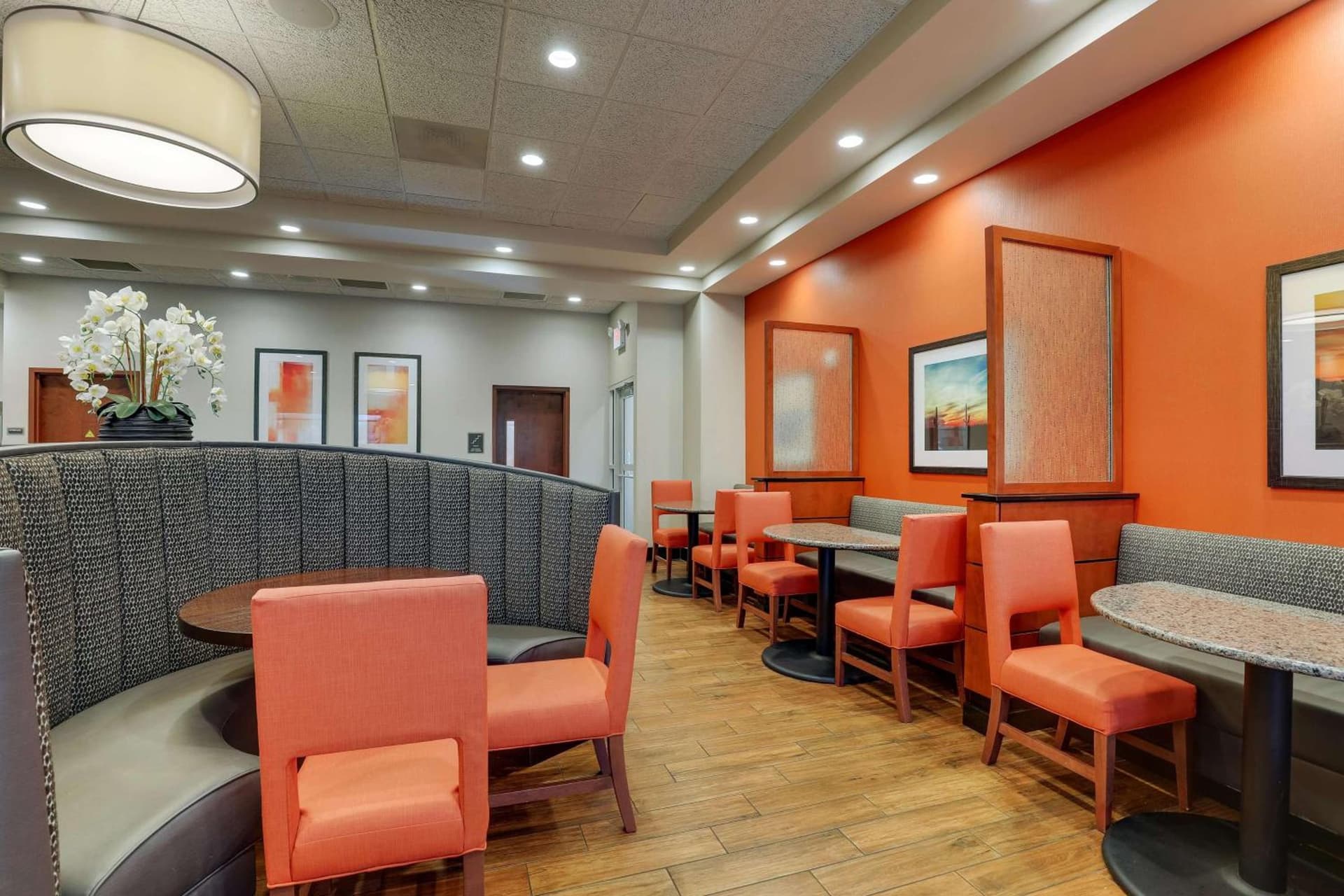 Drury Inn & Suites Phoenix Chandler Fashion Center gallery photo in Chandler, AZ — image 20