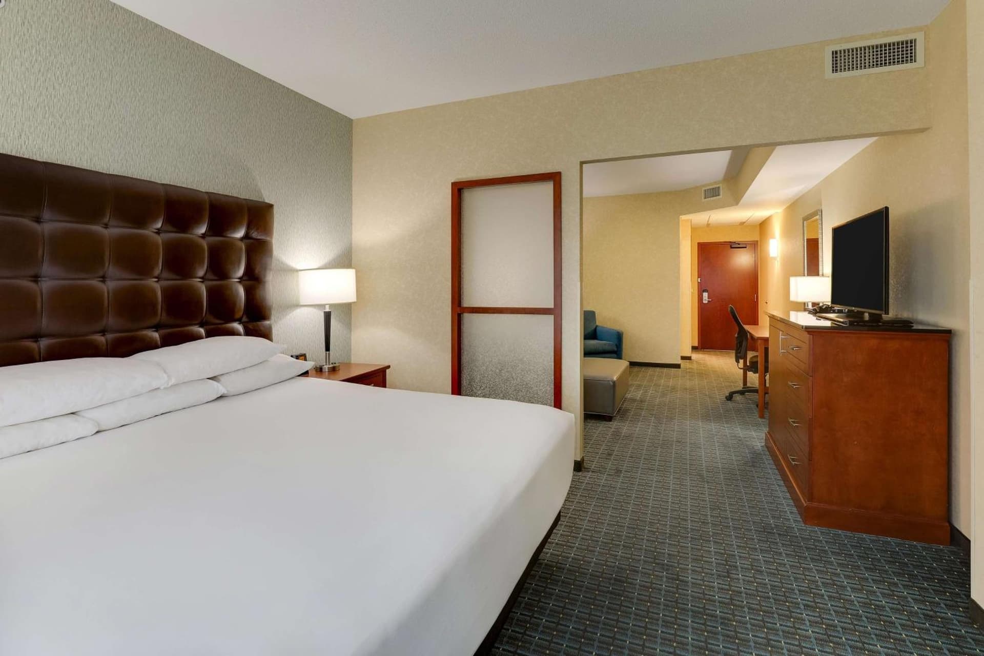Drury Inn & Suites Phoenix Chandler Fashion Center gallery photo in Chandler, AZ — image 11