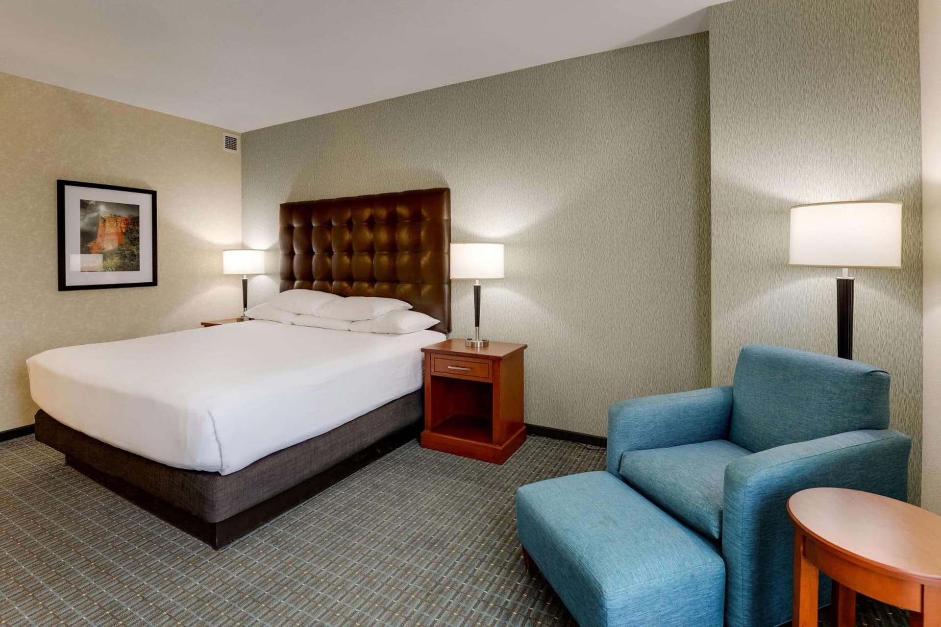 Drury Inn & Suites Phoenix Chandler Fashion Center gallery photo in Chandler, AZ — image 60
