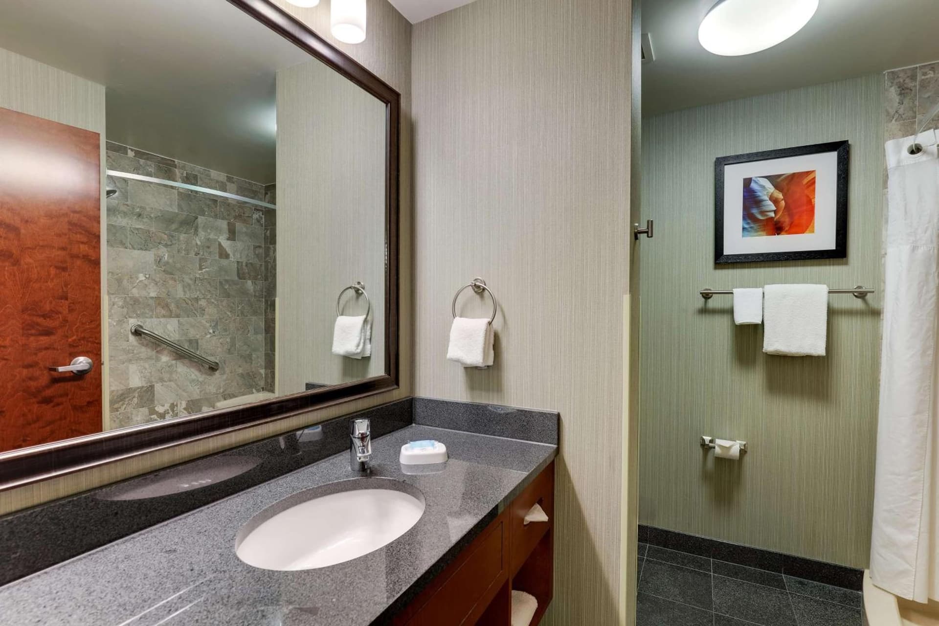 Drury Inn & Suites Phoenix Chandler Fashion Center gallery photo in Chandler, AZ — image 62