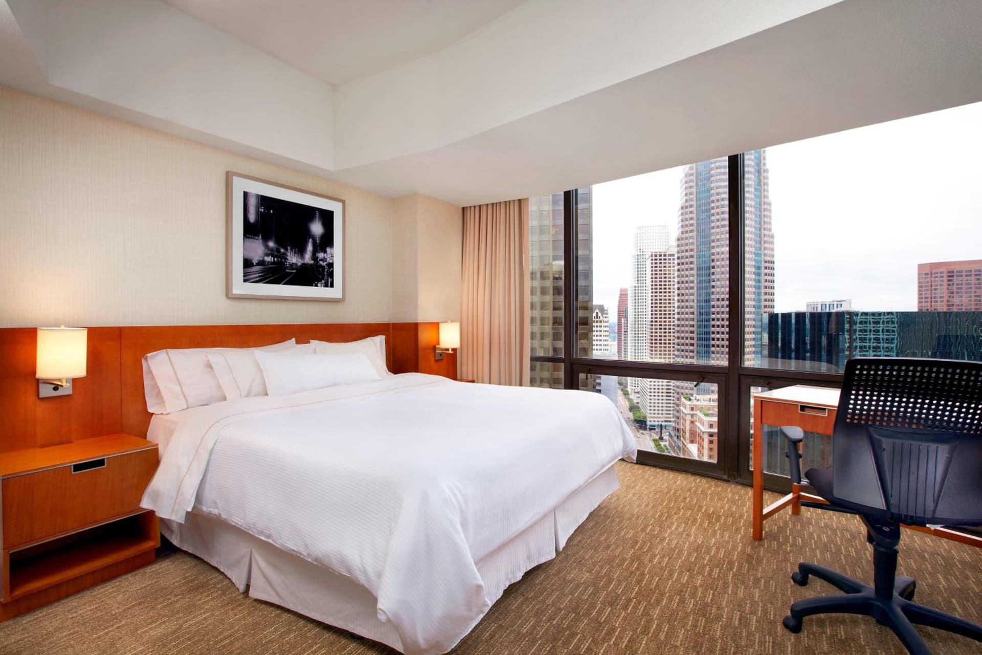 The Westin Bonaventure Hotel & Suites, Los Angeles gallery photo in Los Angeles, CA — image 73