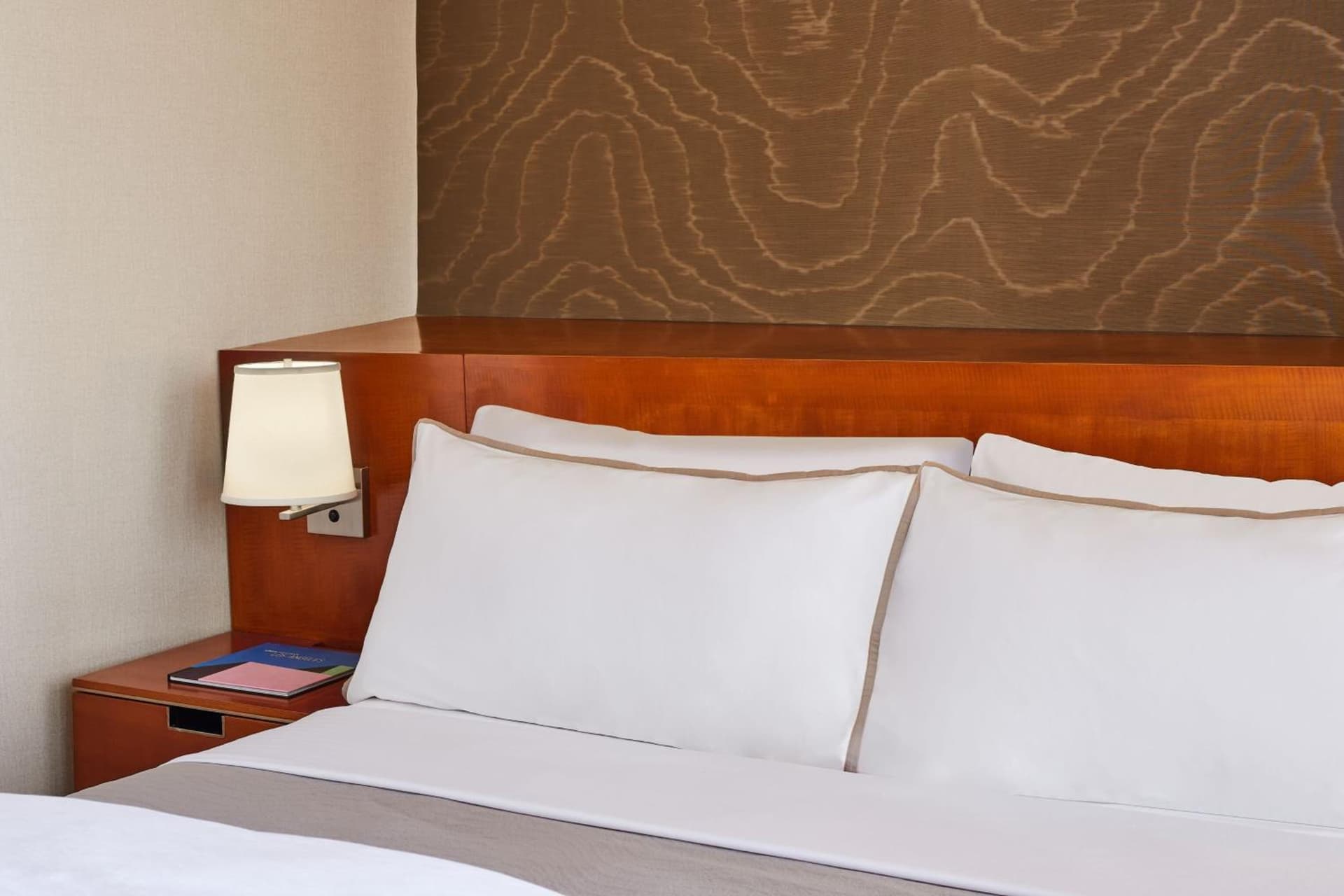 The Westin Bonaventure Hotel & Suites, Los Angeles gallery photo in Los Angeles, CA — image 68