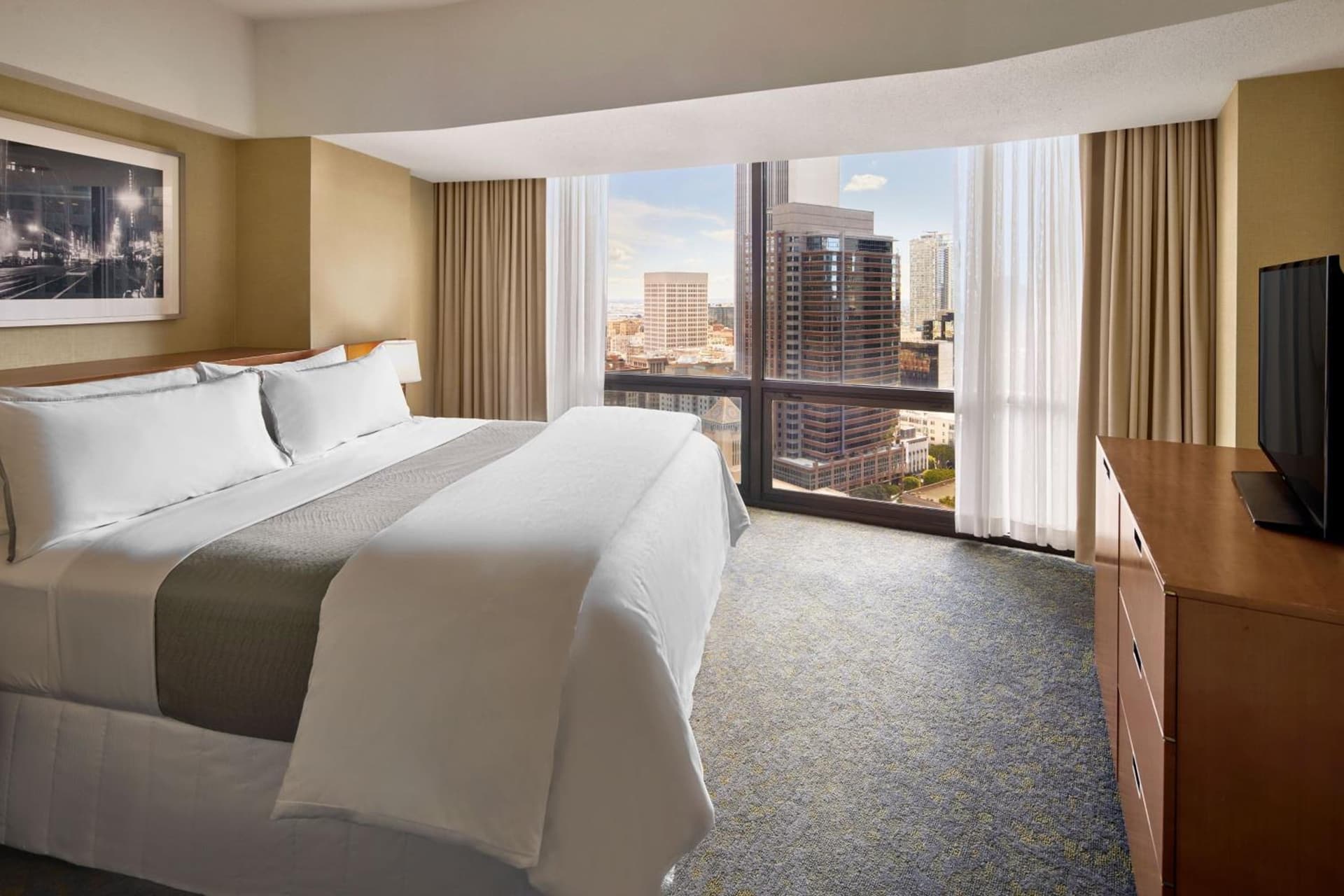The Westin Bonaventure Hotel & Suites, Los Angeles gallery photo in Los Angeles, CA — image 14
