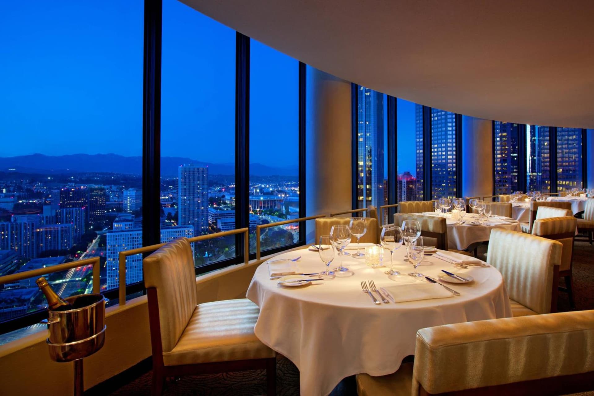 The Westin Bonaventure Hotel & Suites, Los Angeles gallery photo in Los Angeles, CA — image 21
