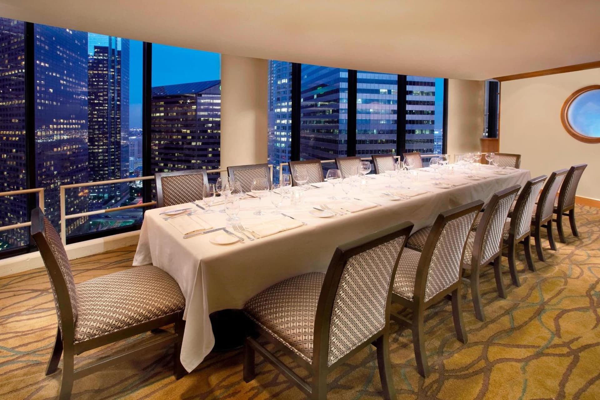 The Westin Bonaventure Hotel & Suites, Los Angeles gallery photo in Los Angeles, CA — image 23