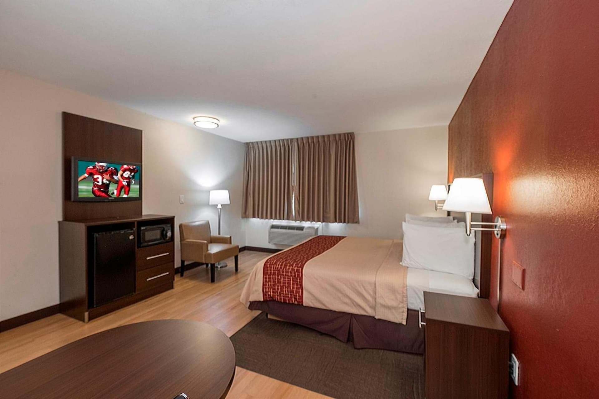 Red Roof Inn PLUS+ Poughkeepsie gallery photo in Poughkeepsie, NY — image 24
