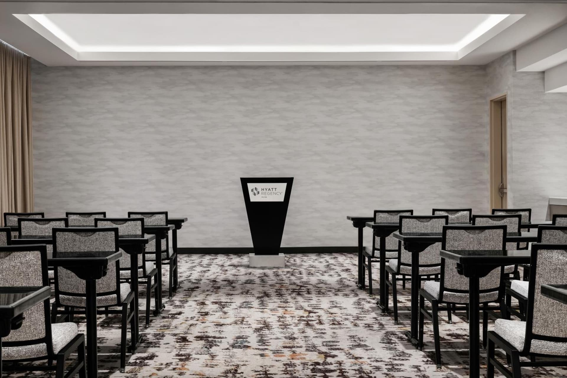 Hyatt Regency Irvine gallery photo in Irvine, CA — image 25