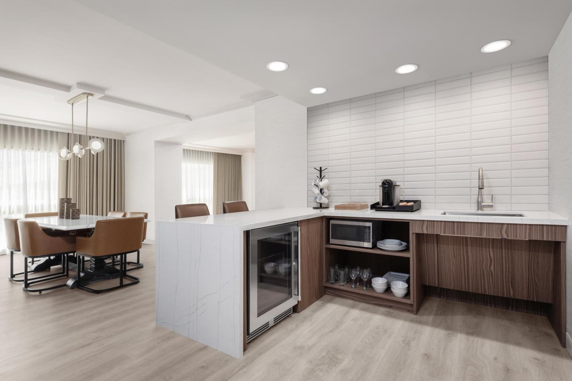 Hyatt Regency Irvine interior in Irvine, CA — gallery photo 2