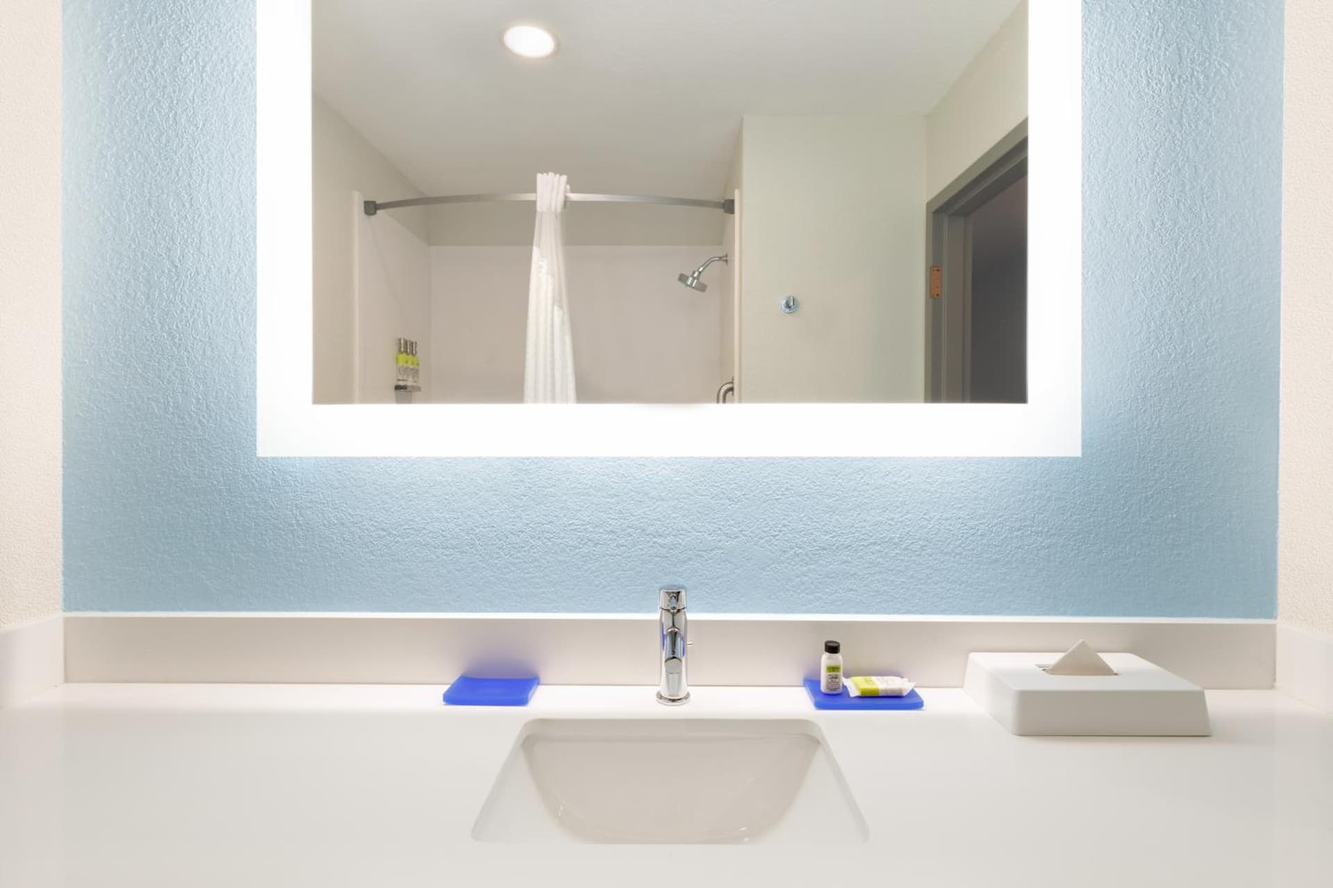 Holiday Inn Express Hotel & Suites Lavonia by IHG property views in Lavonia, GA — gallery photo 3
