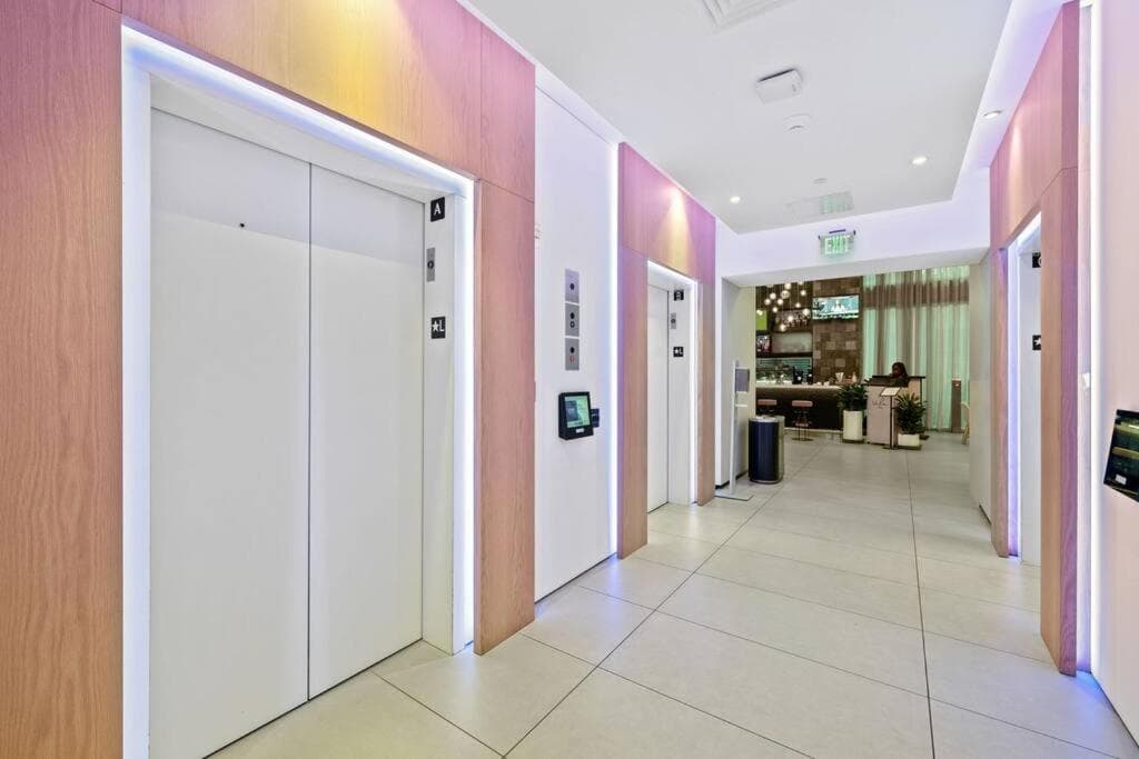 Downtown Miami Yotel 1 Bedroom property views in Miami, FL — gallery photo 3