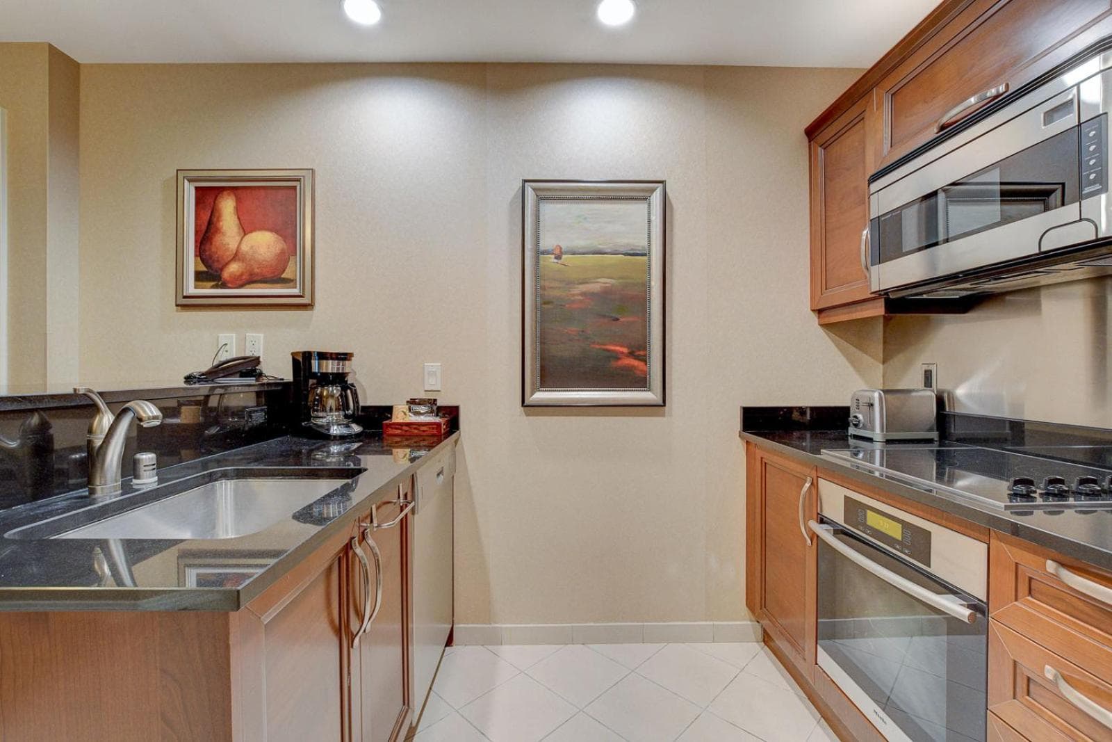 Incredible 1BD 2BTH Suite MGM Signature*Balcony View gallery photo in Paradise, NV — image 21