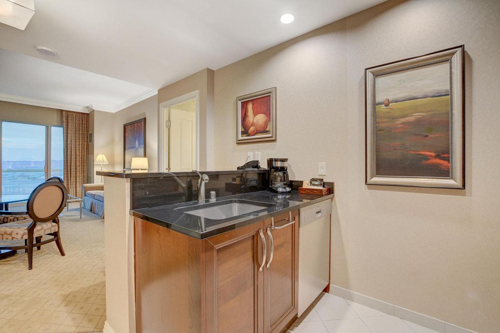 Incredible 1BD 2BTH Suite MGM Signature*Balcony View gallery photo in Paradise, NV — image 12