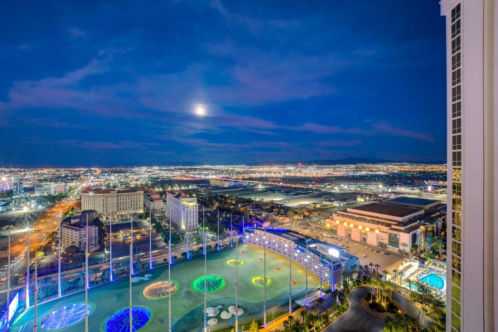 Incredible 1BD 2BTH Suite MGM Signature*Balcony View gallery photo in Paradise, NV — image 36