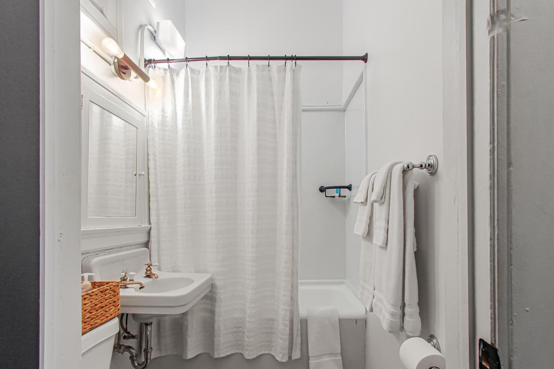 Library Square Suites gallery photo in Toledo, OH — image 10