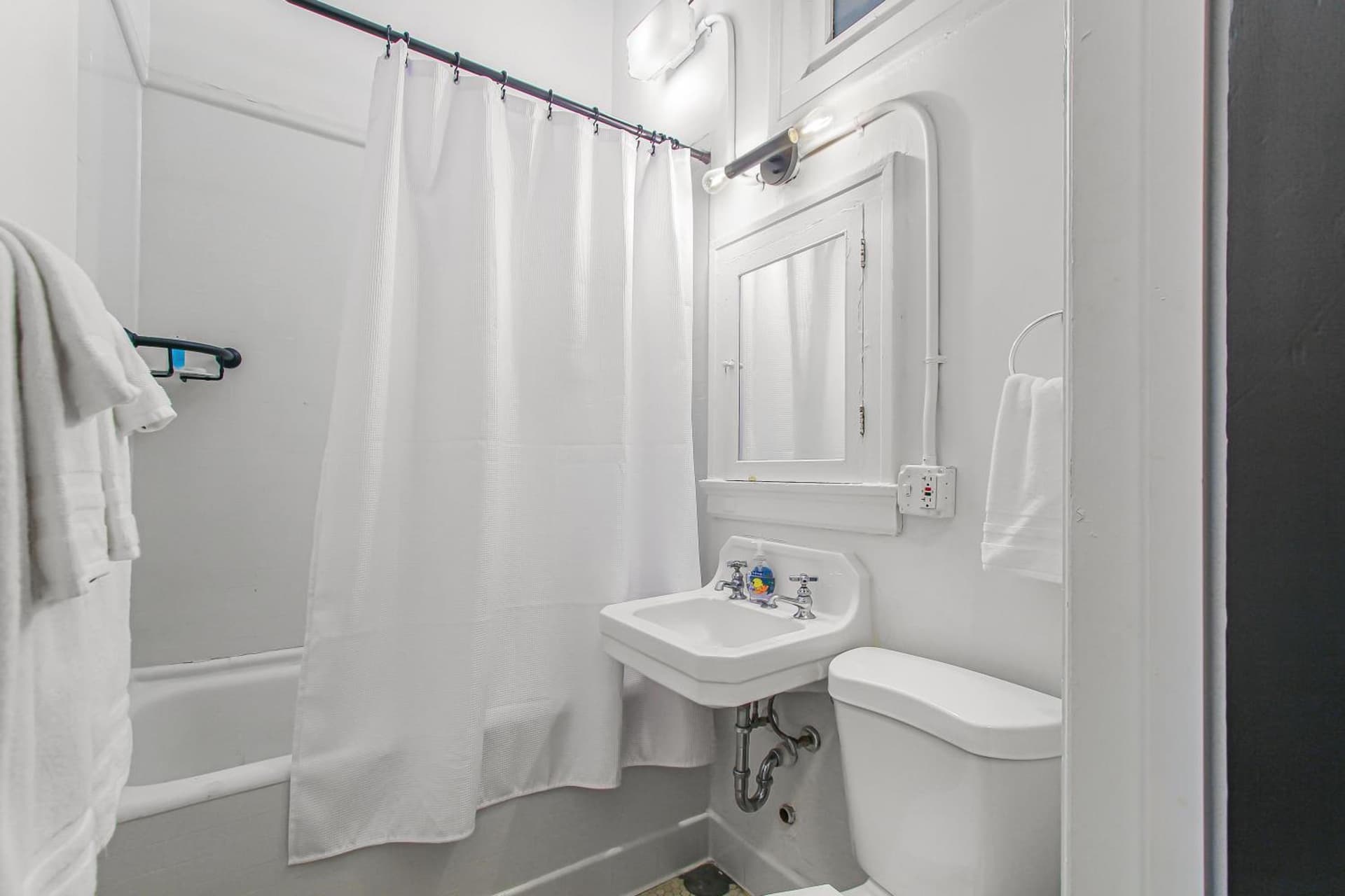 Library Square Suites gallery photo in Toledo, OH — image 8