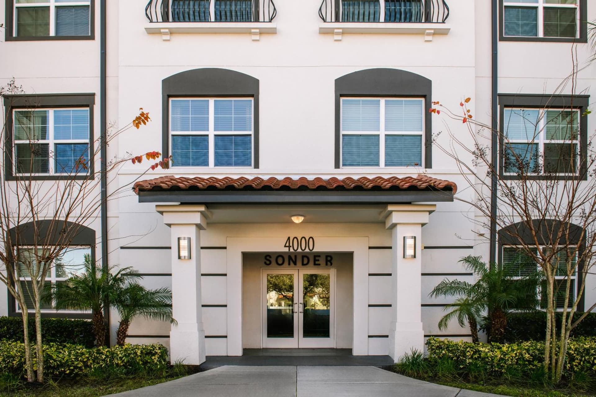 Sonder at Vista Cay featured exterior or lobby in Orlando, FL — similar hotel