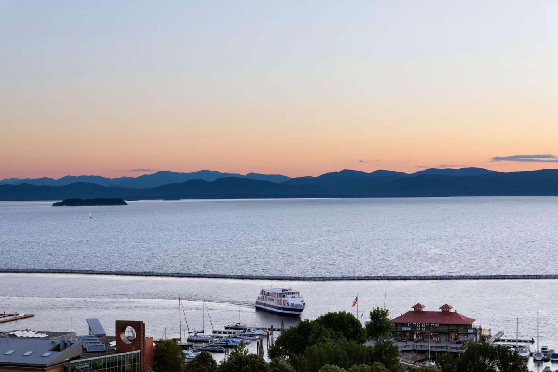 Hotel Champlain Burlington, Curio Collection by Hilton gallery photo in Burlington, VT — image 49