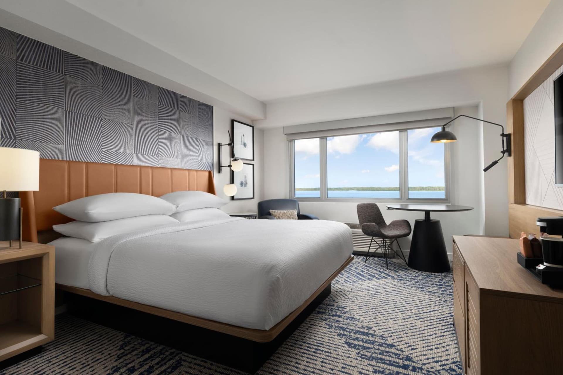 Sheraton Erie Bayfront Hotel gallery photo in Erie, PA — image 6