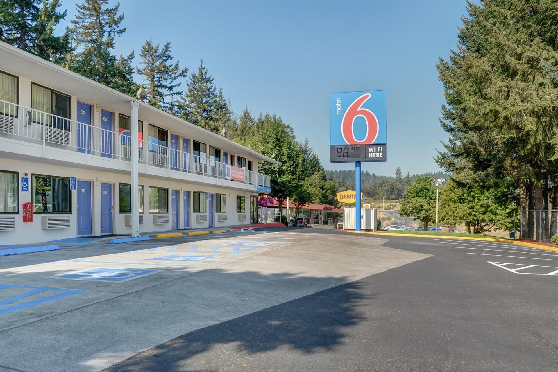 Motel 6-Eugene, OR - South Springfield gallery photo in Eugene, OR — image 17