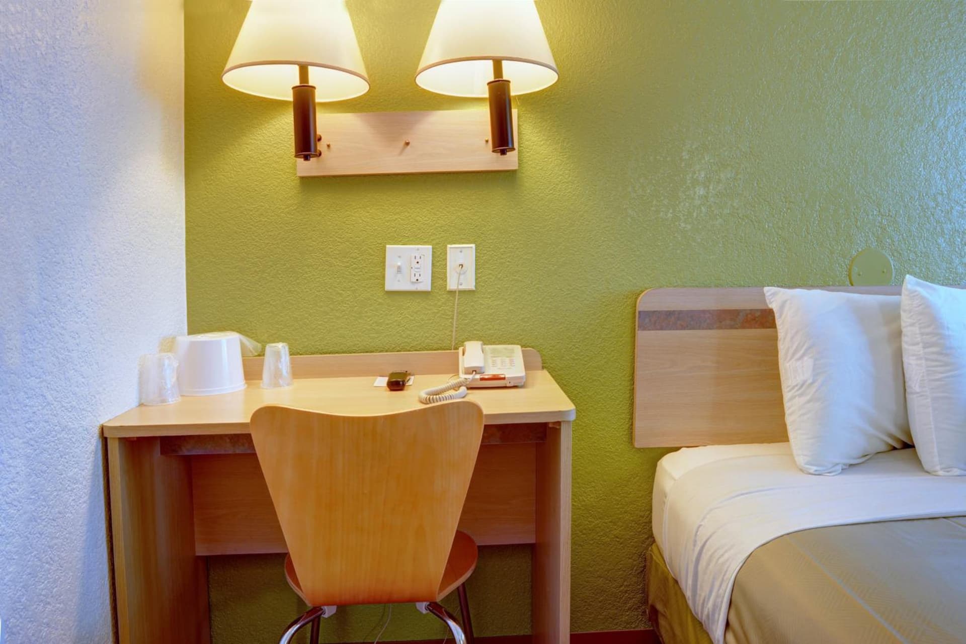 Motel 6-Eugene, OR - South Springfield gallery photo in Eugene, OR — image 9
