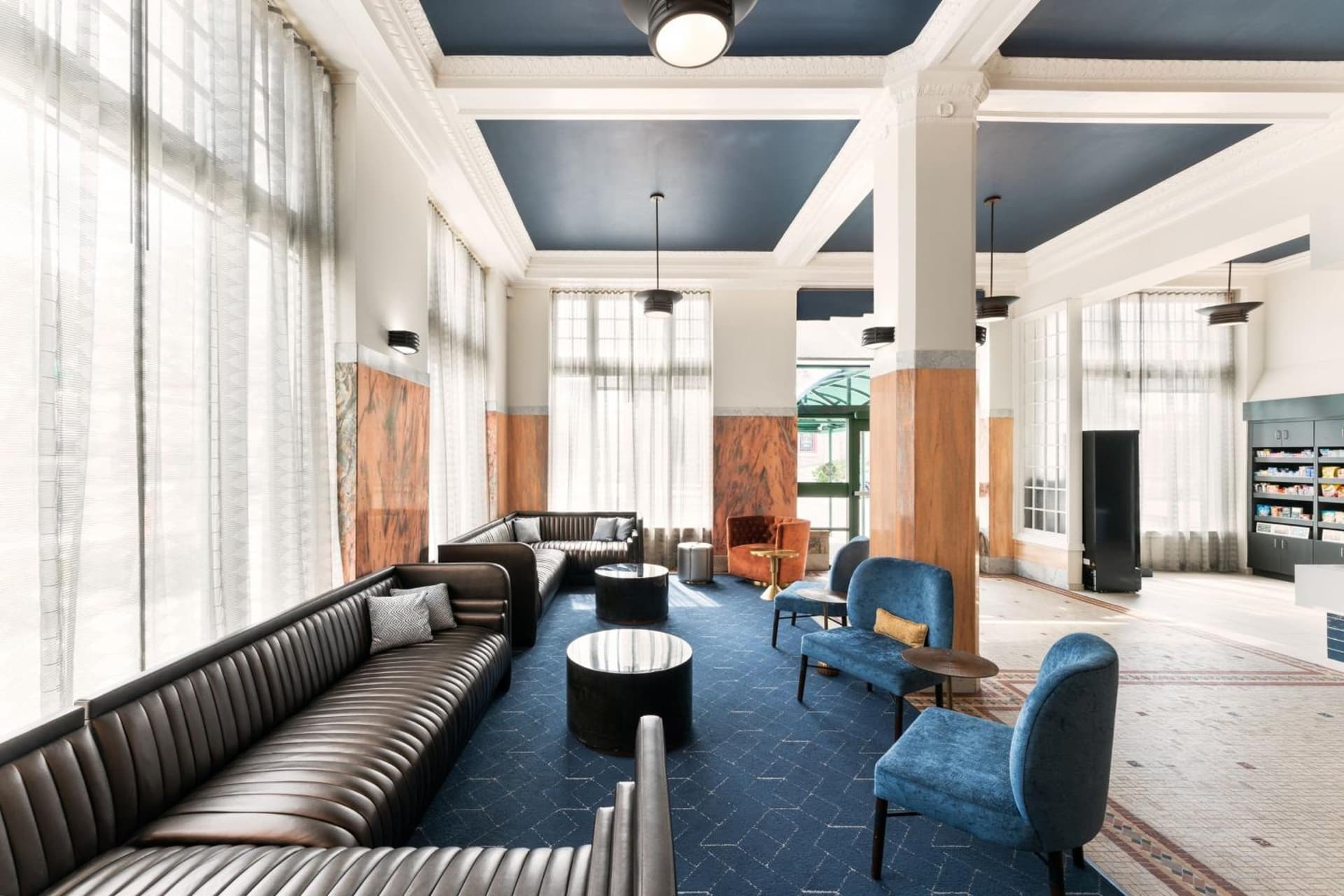 Courtyard by Marriott St. Petersburg Downtown gallery photo in St Petersburg, FL — image 19