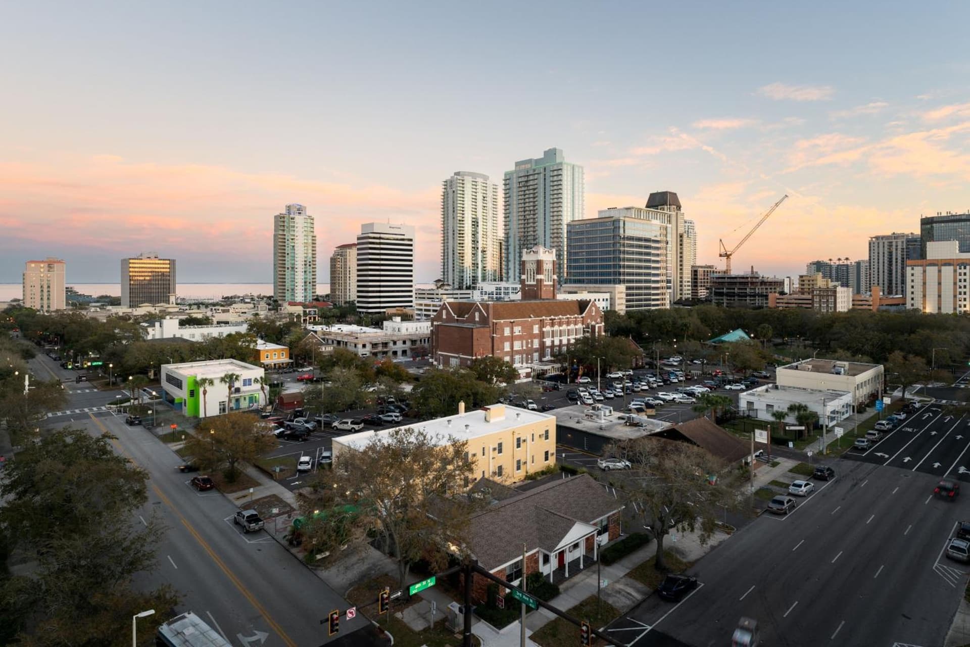 Courtyard by Marriott St. Petersburg Downtown gallery photo in St Petersburg, FL — image 9